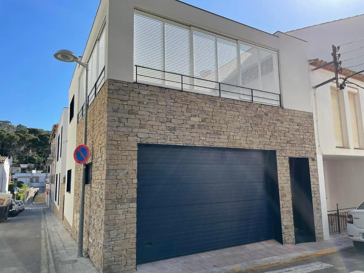 F-1 Llafranc 8 Pax Villa 0*,  Spain