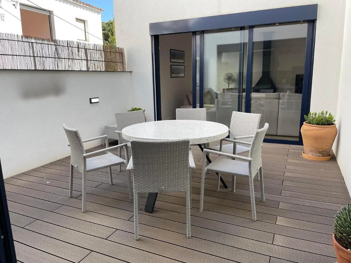 F-1 Llafranc 8 Pax Villa 0*,  Spain